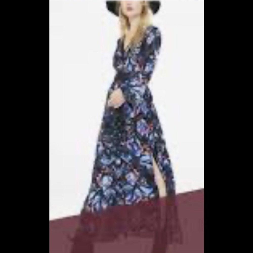 EXPRESS *RARE* Bell Sleeve Maxi Dress Sz 4